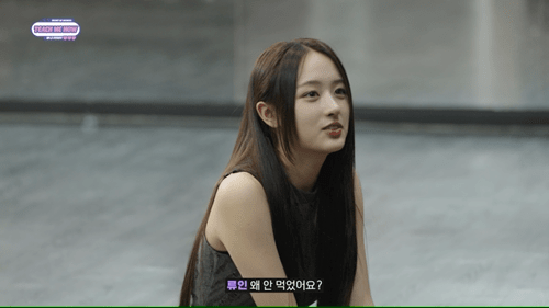 Ryu-in giving a cute wink to the camera