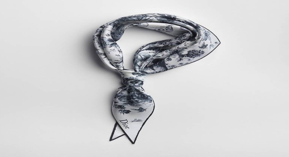 Dior’s New $XXX Scarf is ‘Gam-da-sal’ and I’m Obsessed