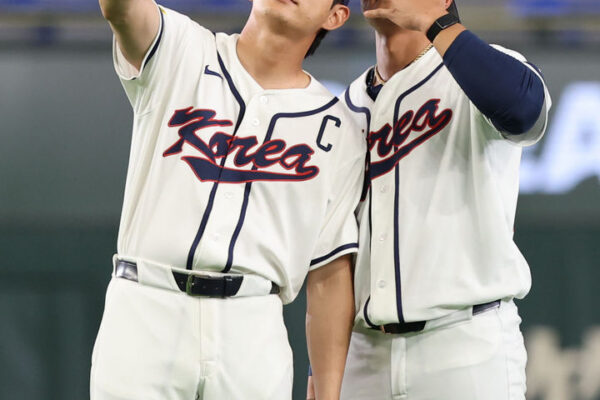 WBC: Their ‘confident’ Faces Make the Internet Go Crazy