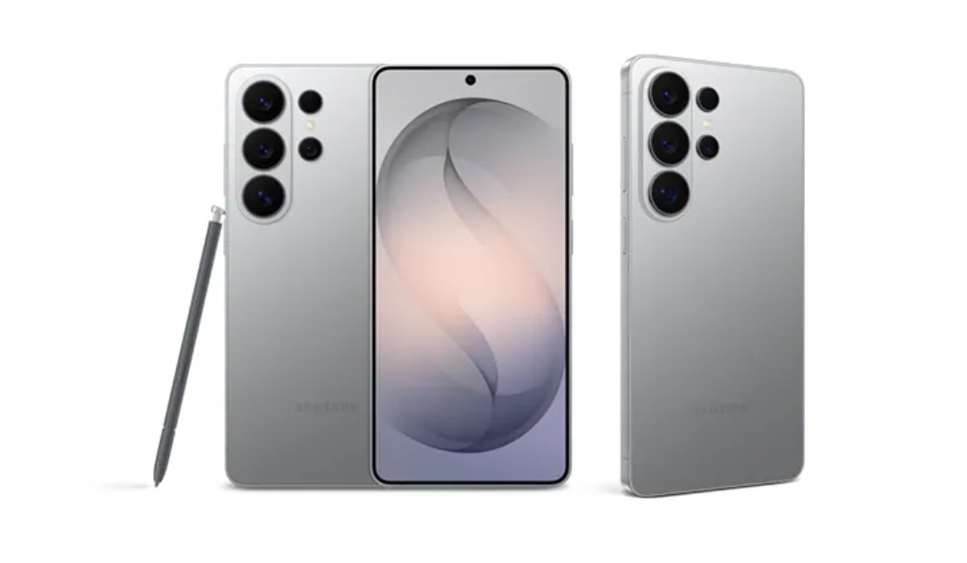 A close-up shot of the Samsung Galaxy S26 Ultra in the elegant Pink Gold color, showing its sleek design and subtle metallic sheen.