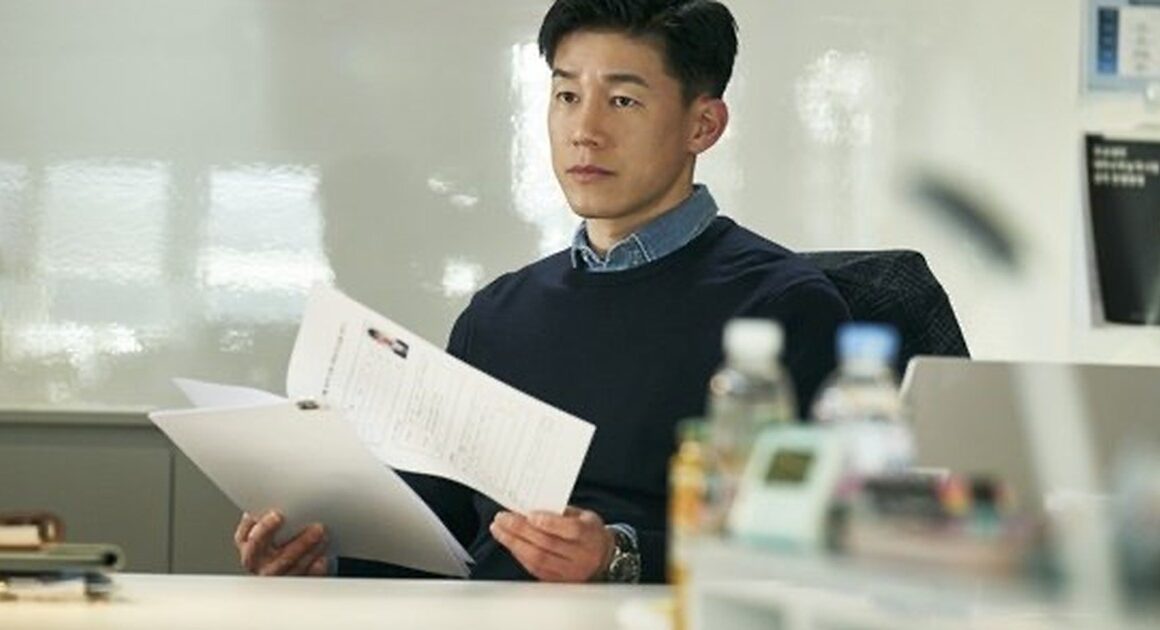 울면서 배우는 K-드라마 상사 티어표: 당신의 멘탈을 털어버릴 ‘일잘알’ 배우 8인