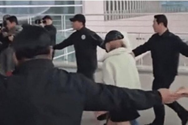 Hearts2Hearts ‘Human Chain’ Security Controversy Explained