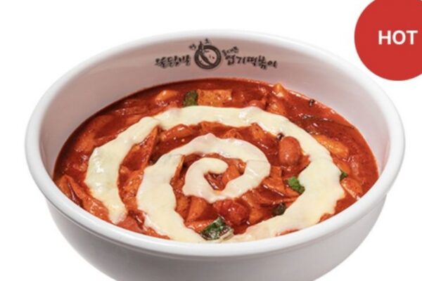 Yeop-tteok Guide: Best Menu & Topping Combos