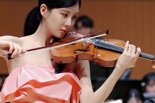 Seohyun’s Violin Debut Silences ‘Idol Privilege’ Critics