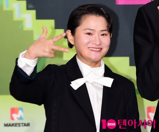 Kim Shin-young in her maximalist house on I Live Alone